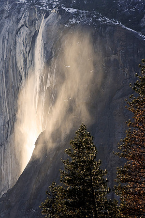 Horsetail Falls waiting sunset